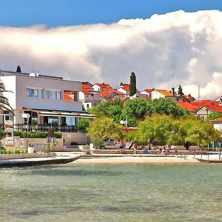 بيت للعطل Holiday Vile Dalmacija Preko Cin05006 Dyj *