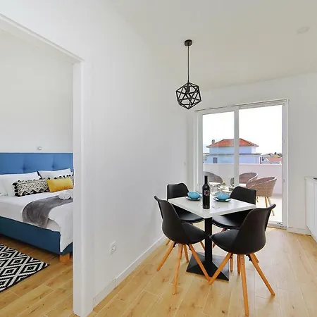 Holiday Vile Dalmacija Preko Cin05006 Dyj Sestrunj