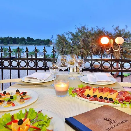 بيت للعطل Holiday Vile Dalmacija Preko Cin05006 Dyj