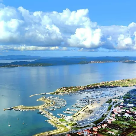 Holiday Vile Dalmacija Preko Cin05006 Dyj *