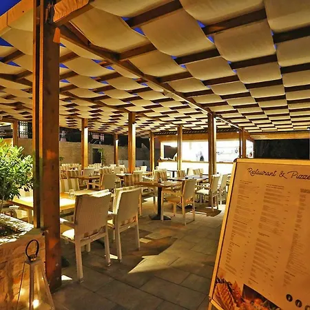 Holiday Vile Dalmacija Preko Cin05006 Dyj بيت للعطل Sestrunj